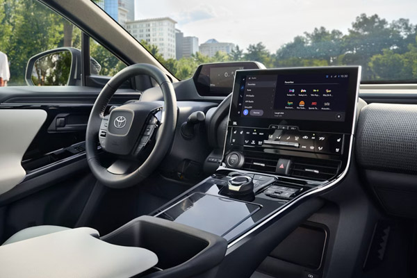 Преміальний інтер'єр Toyota BZ4X
