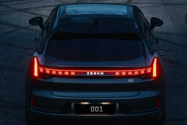 Задні світлодіодні ліхтарі EV ZEEKR 001